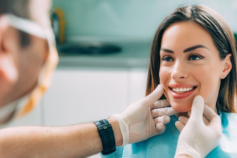 What can a cosmetic dentist do?